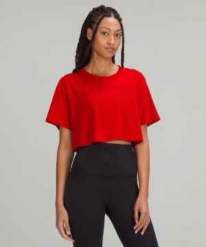 Lululemon All Yours Cropped Graphic T-Shirt Blast Dam Mörkröda | NTAH-70461