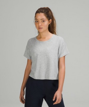 Lululemon Cates Tee Blast Dam Ljusgrå | EPVT-93052