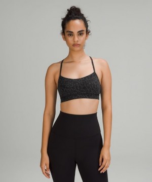 Lululemon Flow Y Nulu Bra Light Support Sport BH Dam Leopard Camo Svarta Olika Färger | YUVP-84163
