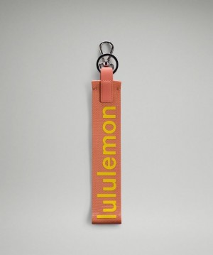 Lululemon Never Lost Keychain Väskor Accessories Rosa | QRXB-57231