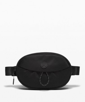 Lululemon Take It On Belt Bag 1L Väskor Accessories Svarta | OLMD-75896