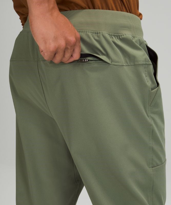 Lululemon ABC Jogger Shorter Length Warpstreme Byxor Herr Gröna | OLYI-54937