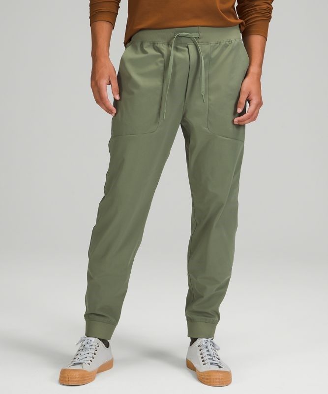 Lululemon ABC Jogger Shorter Length Warpstreme Byxor Herr Gröna | OLYI-54937