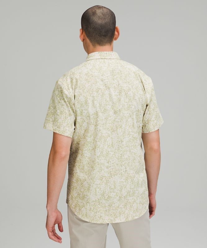 Lululemon Airing Easy Short Sleeve Button Up Shirt Ventlight Mesh Blast Herr Vita Olika Färger | WAFP-24761