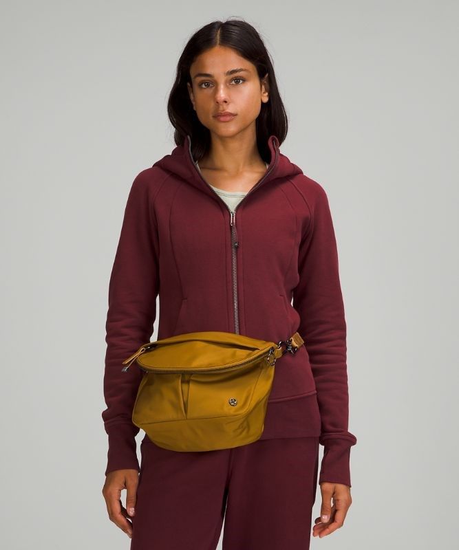 Lululemon All Night Festival Bag Väskor Accessories Guld Bruna | IBDC-19527
