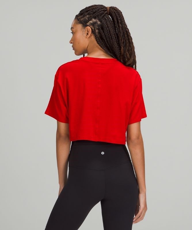 Lululemon All Yours Cropped Graphic T-Shirt Blast Dam Mörkröda | NTAH-70461