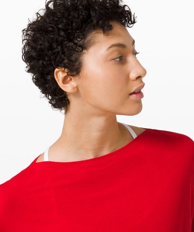 Lululemon Back in Action Long Sleeve Blast Dam Mörkröda | SPGA-23675