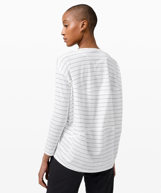 Lululemon Back in Action Long Sleeve Blast Dam Vita Svarta | EGZS-27016