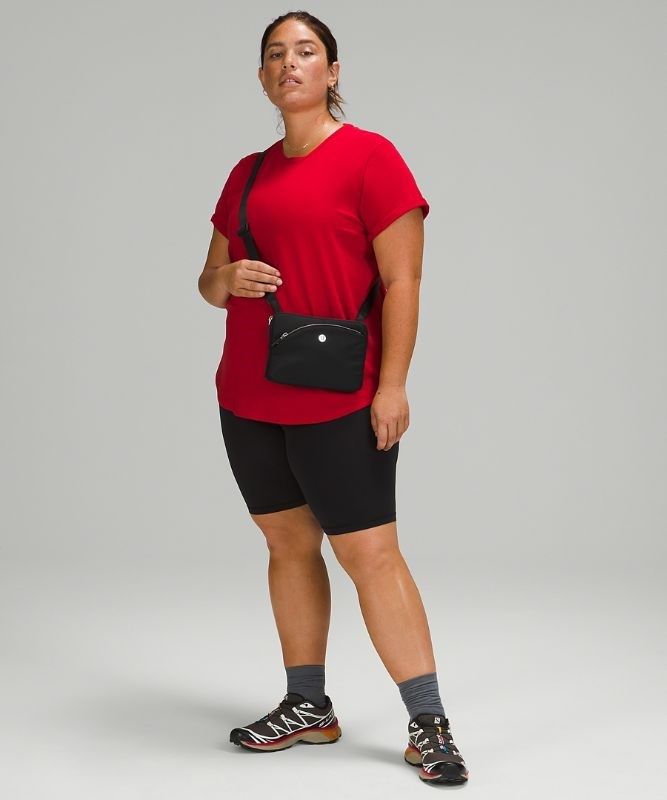 Lululemon Curved Lines Crossbody Bag Väskor Accessories Svarta | SQZO-74362