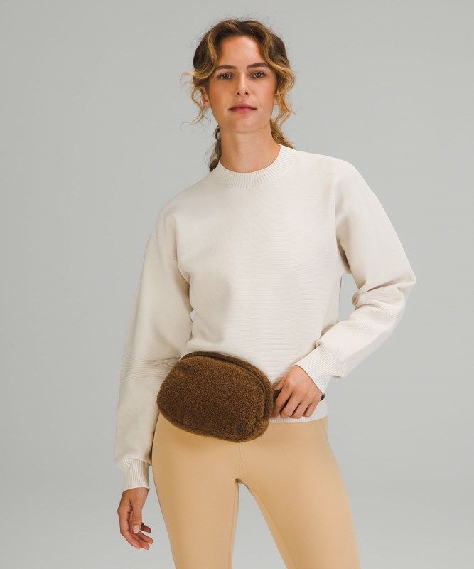 Lululemon Everywhere Belt Bag Fleece Väskor Accessories Burnt Caramel | RDZQ-79658