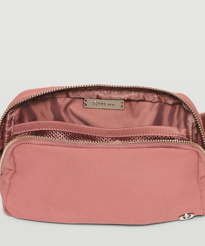 Lululemon Everywhere Belt Bag Väskor Accessories Spiced Chai | ORCL-89123