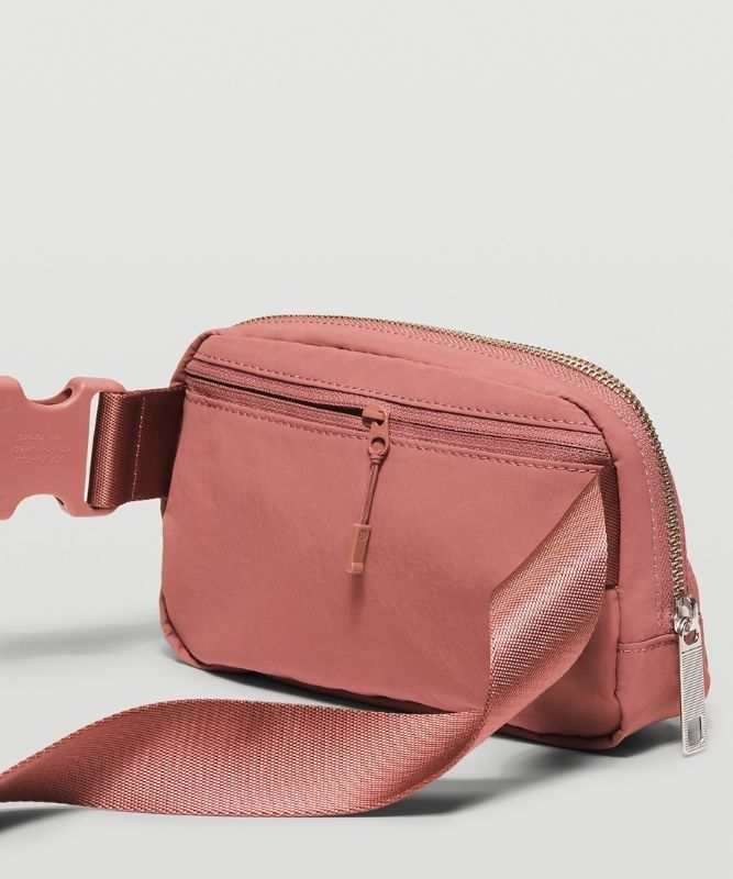 Lululemon Everywhere Belt Bag Väskor Accessories Spiced Chai | ORCL-89123