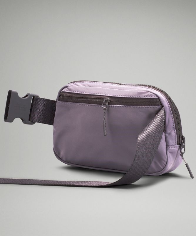 Lululemon Everywhere Belt Bag Väskor Accessories Lavendel Svarta Grå | ONEC-60712