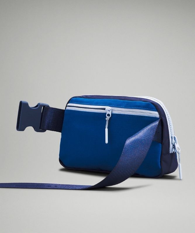 Lululemon Everywhere Belt Bag Väskor Accessories Blå | YORE-37265