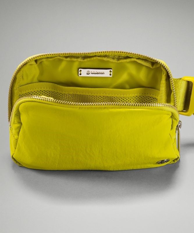 Lululemon Everywhere Belt Bag Väskor Accessories Gula | DXEG-63790