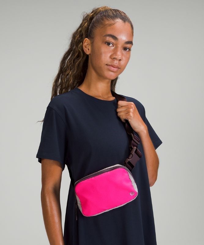 Lululemon Everywhere Belt Bag Väskor Accessories Rosa Ljus | CJMD-60291