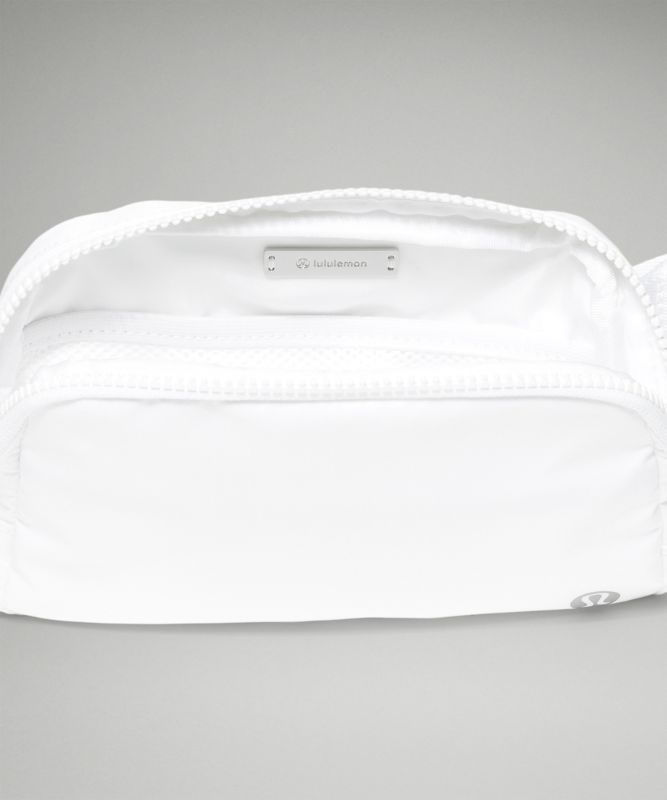 Lululemon Everywhere Belt Bag Väskor Accessories Vita | ACRU-08769
