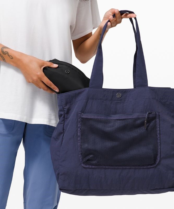Lululemon Feeling Ready Pouch Mini Väskor Accessories Svarta | NKEY-39576