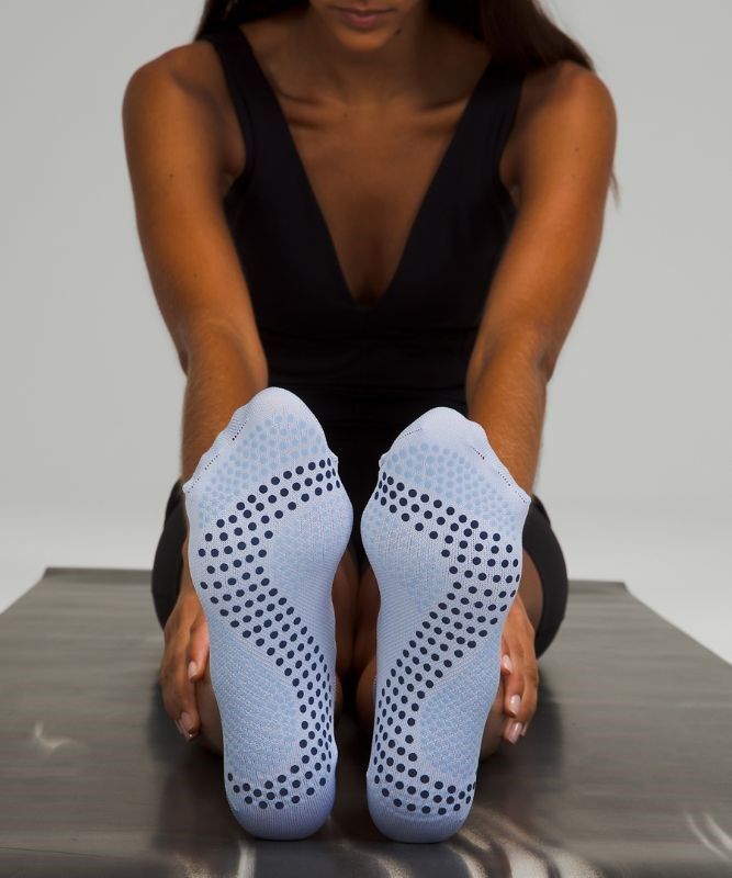 Lululemon Find Your Balance Studio Tab Sock Strumpor Accessories Blå Beige | EKDS-12950
