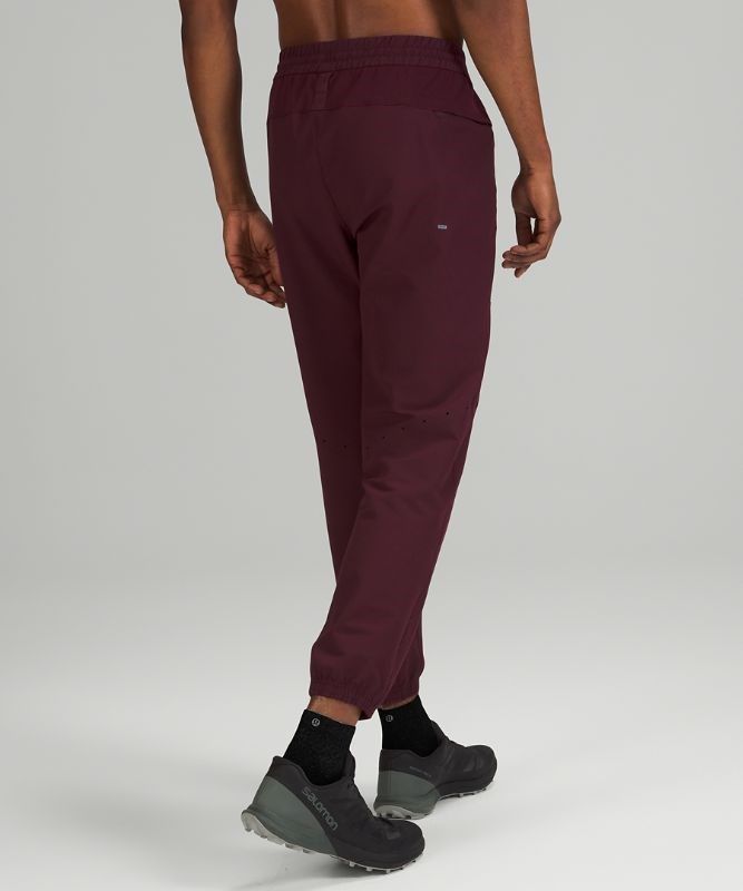 Lululemon License to Train Jogger Byxor Herr Cassis | YDHP-10547