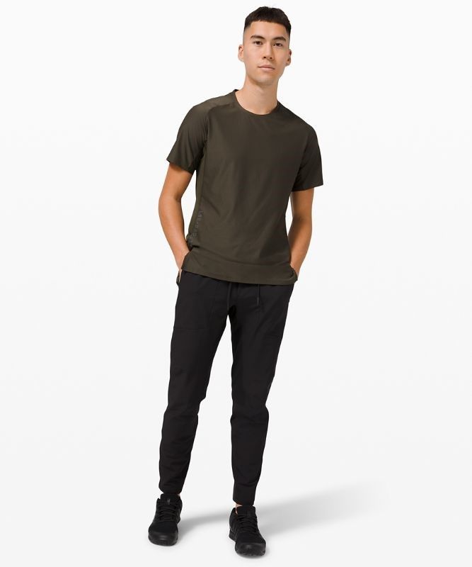 Lululemon License to Train Pant Shorter Length Byxor Herr Svarta | WQYZ-19745
