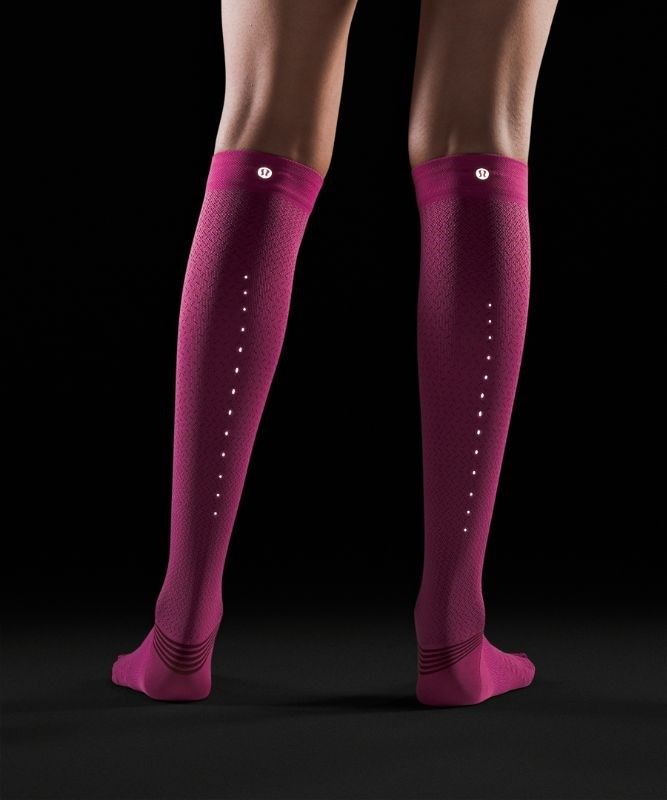 Lululemon MicroPillow Compression Knee-High Running Sock Light Cushioning Strumpor Accessories Rosa | KFYA-49531