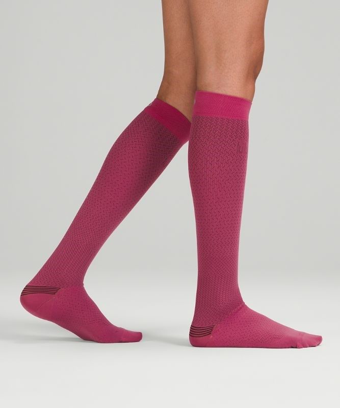Lululemon MicroPillow Compression Knee-High Running Sock Light Cushioning Strumpor Accessories Rosa | KFYA-49531