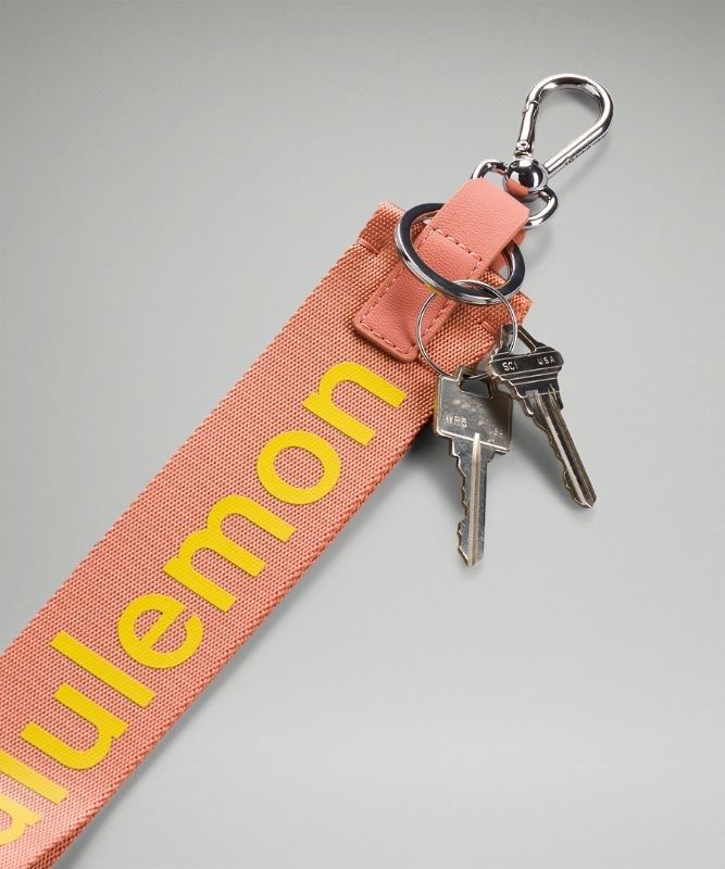 Lululemon Never Lost Keychain Väskor Accessories Rosa | QRXB-57231