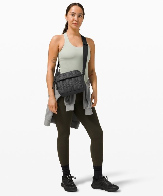 Lululemon Quilted Embrace Crossbody Bag Väskor Accessories Svarta | JXOI-41567