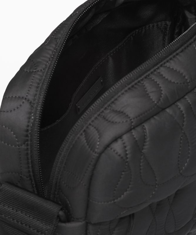Lululemon Quilted Embrace Crossbody Bag Väskor Accessories Svarta | JXOI-41567