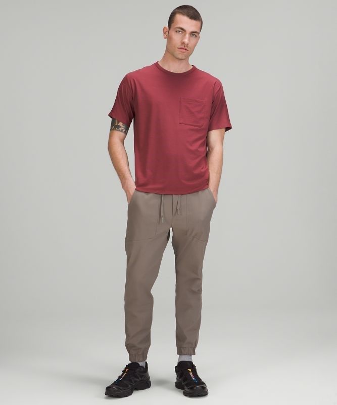 Lululemon The Fundamental Pocket T-Shirt Blast Herr Röda | ZKSV-83024